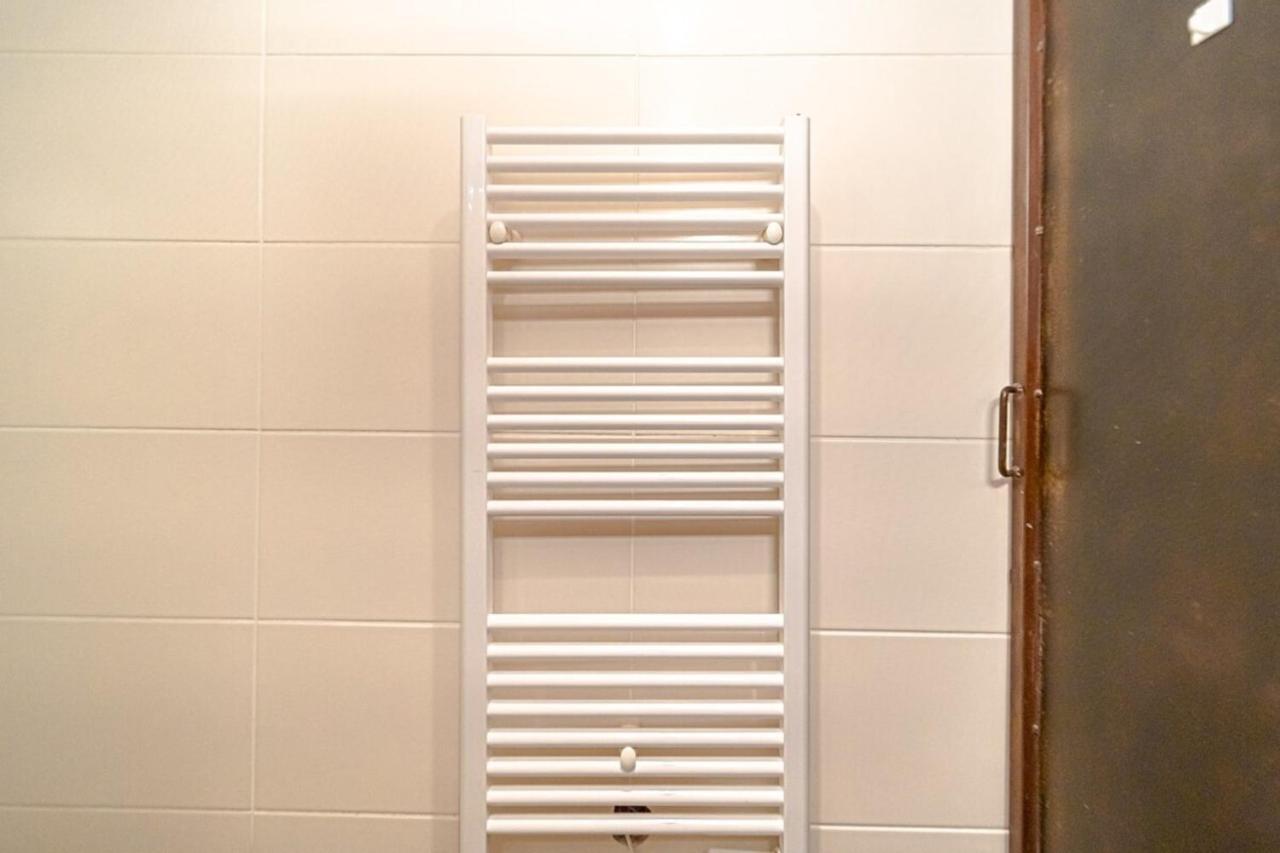 Le Petit Platiere - Renovated Apartment - Terreaux Lyon Luaran gambar